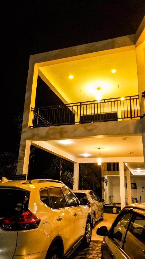 Akoya Pearl Ratnapura Exterior photo