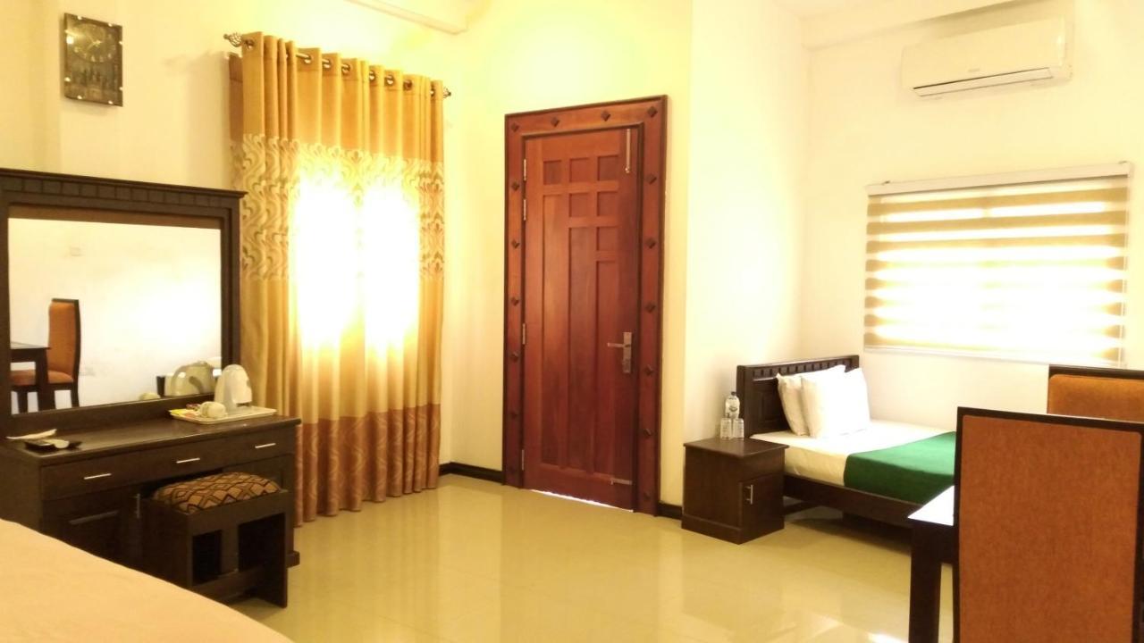 Akoya Pearl Ratnapura Exterior photo